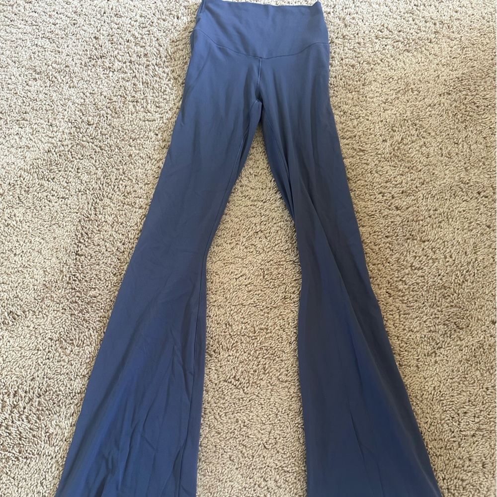 OFFLINE By Aerie Real Me Xtra High Waisted Bootcut Legging size XS in blue grey